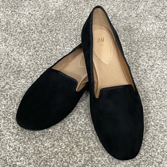 Woman Black Suede Loafers